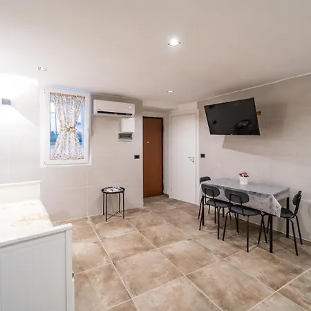 Ferienwohnung Benvenuti A Casa Neapel Exterior foto